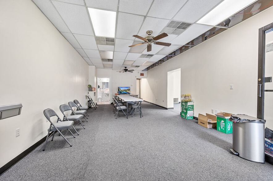 More Photos Of 1142A S Railroad Ave, Staten Island Office For Sale