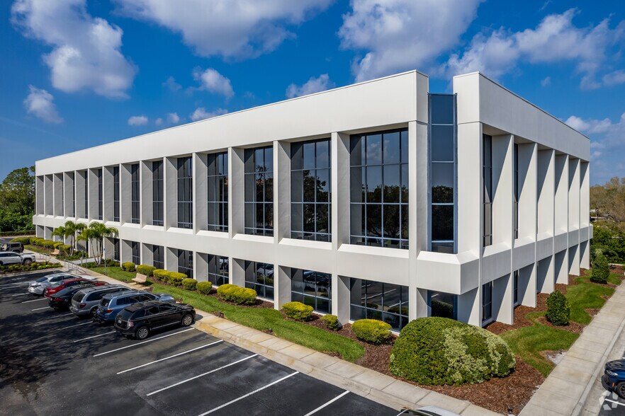 More Photos Of 9500 Koger Blvd N, Saint Petersburg Unknown For Lease