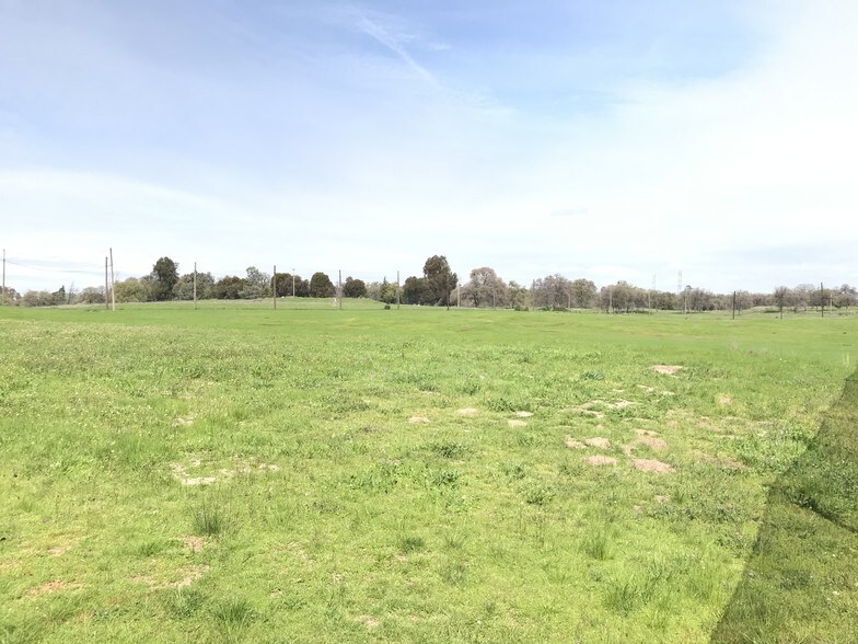 More Photos Of 3000 Alexandrite Dr, Rescue Land For Sale