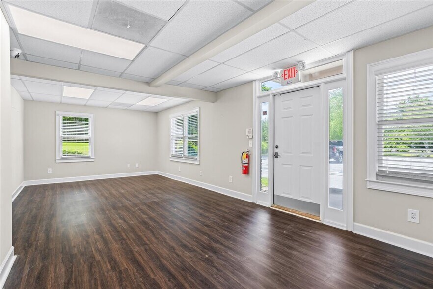 More Photos Of 889 Commerce Dr Sw, Conyers Loft Creative Space For Sale