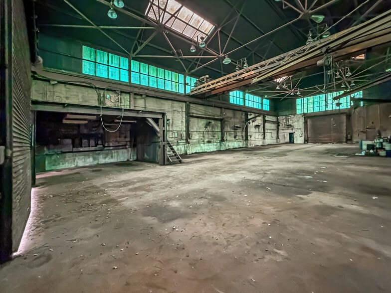 More Photos Of 340 Dunlap Hill Rd, Freedom Industrial For Lease