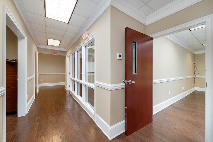 More Photos Of 4611 Ivey Dr, Macon-Bibb Office For Lease