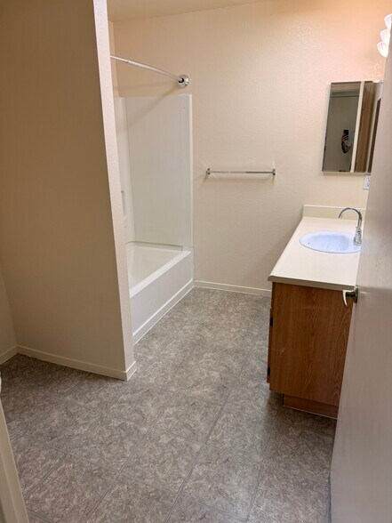 More Photos Of 400 W Forest Ave, Coalinga Apartments For Sale