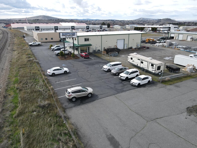 More Photos Of 1846 Terminal Dr, Richland Flex For Sale