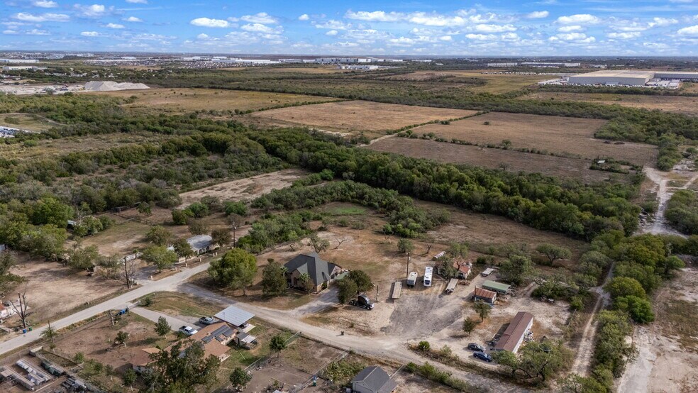 More Photos Of 5455 Uecker Rd, San Antonio Land For Sale