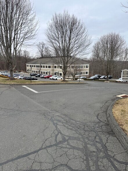More Photos Of 1449 Old Waterbury Rd, Southbury Office For Lease