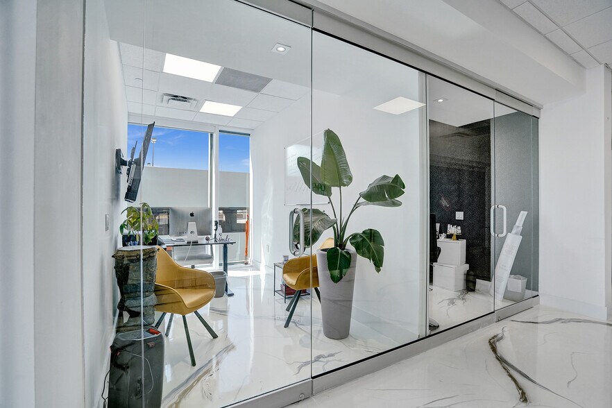 More Photos Of 18851 NE 29th Ave, Aventura Office For Lease