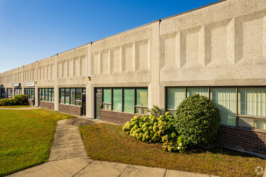 Primary Photo Of 500 Av Meloche, Dorval Warehouse For Lease