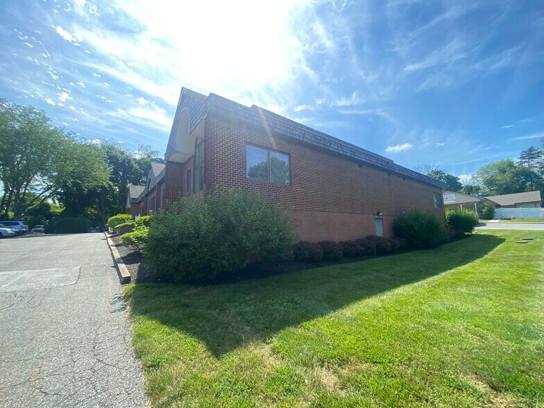 More Photos Of 6 Ponds Edge Dr, Chadds Ford Medical For Lease