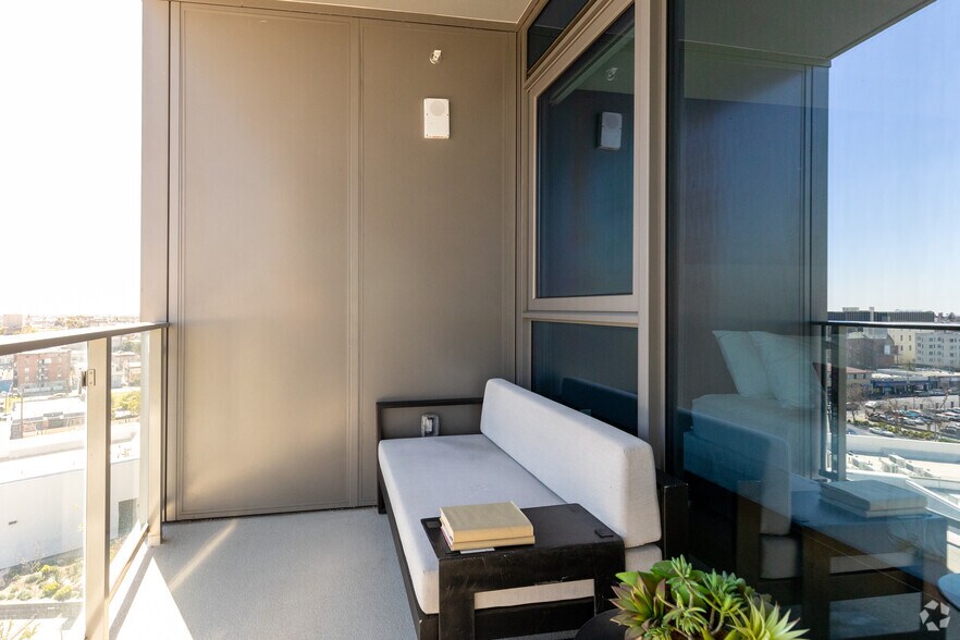 More Photos Of 2801 Sunset Pl, Los Angeles Apartments For Lease