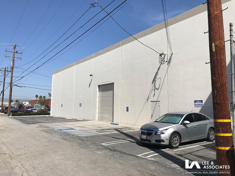 More Photos Of 3430 E Airport Way, Long Beach Warehouse For Lease