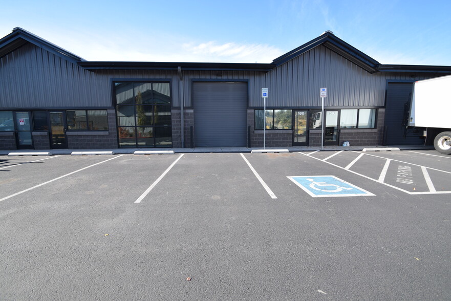 Primary Photo Of 2463 NE 4th St, Bend Distribution For Lease