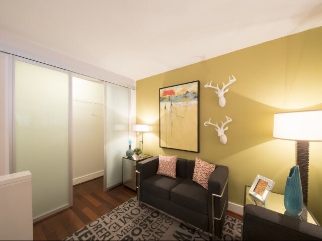 More Photos Of 8210 Crestwood Heights Dr, McLean Apartments For Lease