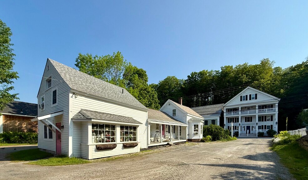 More Photos Of 16 West Main St, Wilmington General Retail For Sale