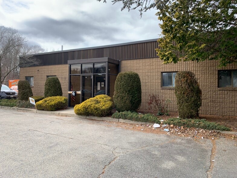 More Photos Of 53-101 Venturi Ave, Warwick Distribution For Lease
