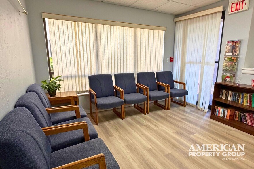 More Photos Of 2831 Ringling Blvd, Sarasota Medical For Sale