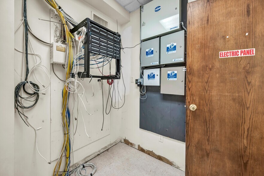 More Photos Of 48 Route 6, Yorktown Heights Medical For Sale