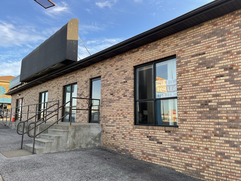 Primary Photo Of 2705 W Deyoung St, Marion Storefront Retail Office For Lease