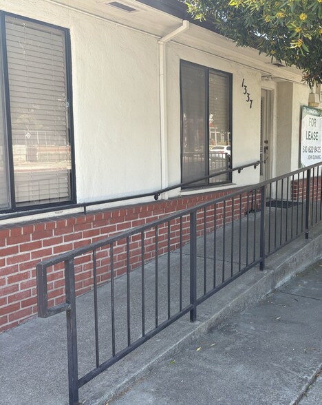 More Photos Of 595 Estudillo Ave, San Leandro Medical For Lease