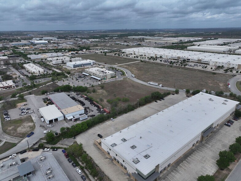 More Photos Of Verde Parkway, Schertz Land For Sale