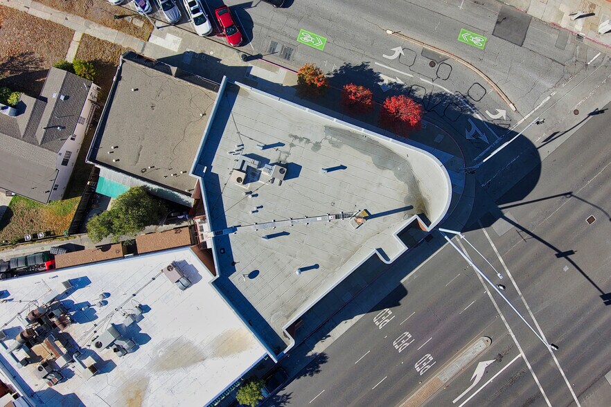 More Photos Of 1699 El Camino Real, Millbrae General Retail For Lease