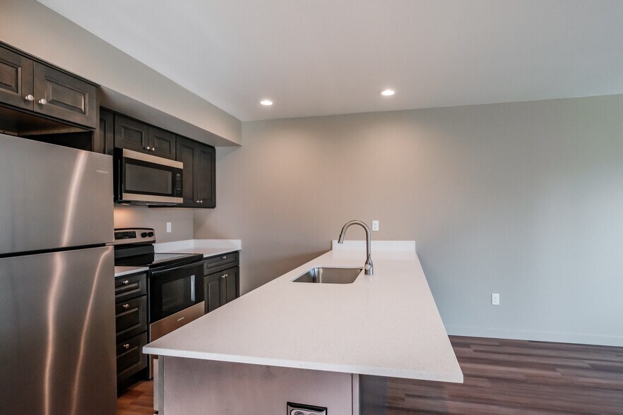More Photos Of 2656 S Main Rd, Lebanon Apartments For Sale