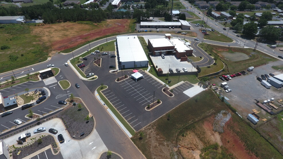 More Photos Of 11 Charley Harper Dr, Cartersville Medical For Lease