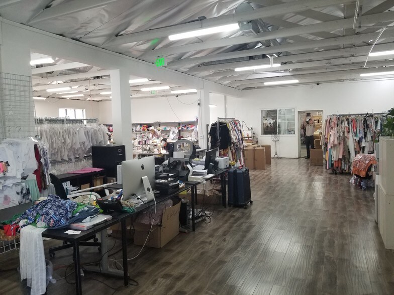 More Photos Of 5041 Santa Fe Ave, Vernon Distribution For Lease