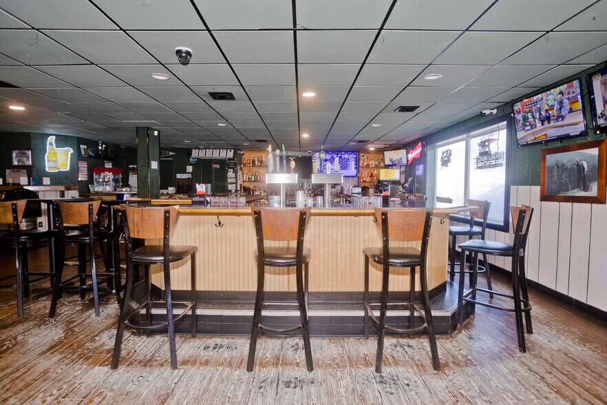 More Photos Of 1747-1755 Westover Rd, Chicopee Storefront For Sale