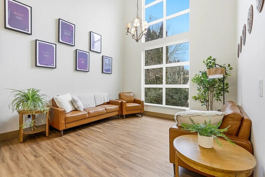More Photos Of 1601 Southgate Pl, Pendleton Healthcare For Sale