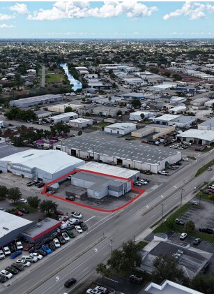 More Photos Of 1412-1414 Viscaya Pky, Cape Coral Warehouse For Lease