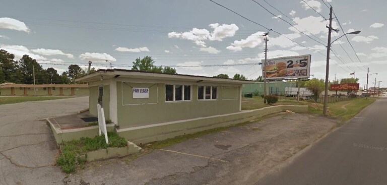 More Photos Of 4020 Midland Blvd, Fort Smith Restaurant For Lease