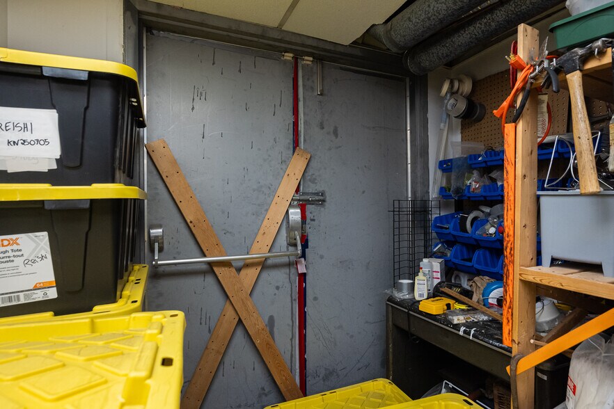 More Photos Of 4320-4324 St Saint-Denis, Montréal Multifamily For Sale