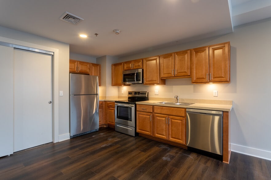 More Photos Of 10 Symphony Circle, Buffalo Apartments For Sale