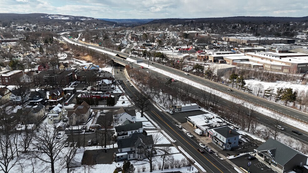 More Photos Of 385 W Main St, New Britain Storefront Retail Office For Lease