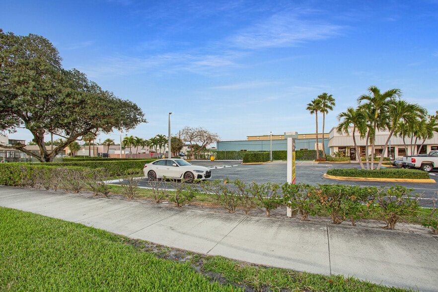 More Photos Of 1580 NW 2nd Ave, Boca Raton Unknown For Lease