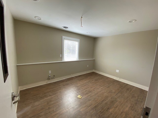 More Photos Of 1509 W 3rd St, Farmville Medical For Lease