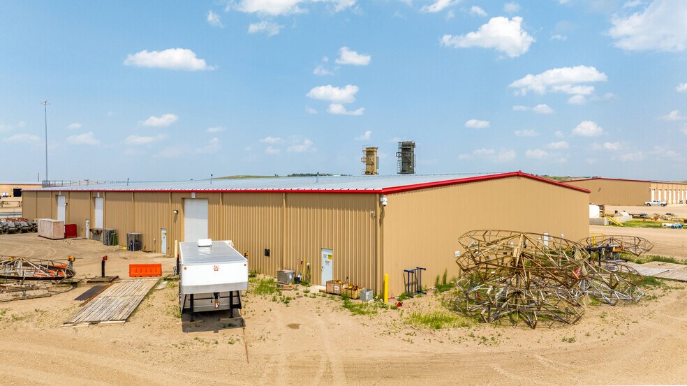 More Photos Of 611 37th Ave SE, Williston Warehouse For Sale