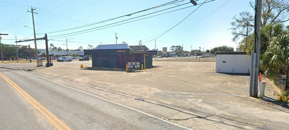 More Photos Of 4010 Barrancas Ave, Pensacola Fast Food For Sale