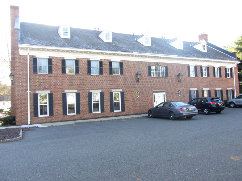 Primary Photo Of 555 Main St, Chester Office For Lease