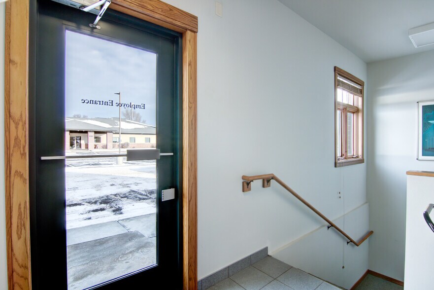 More Photos Of 3624 Oakwood Hills Pky, Eau Claire Office For Sale