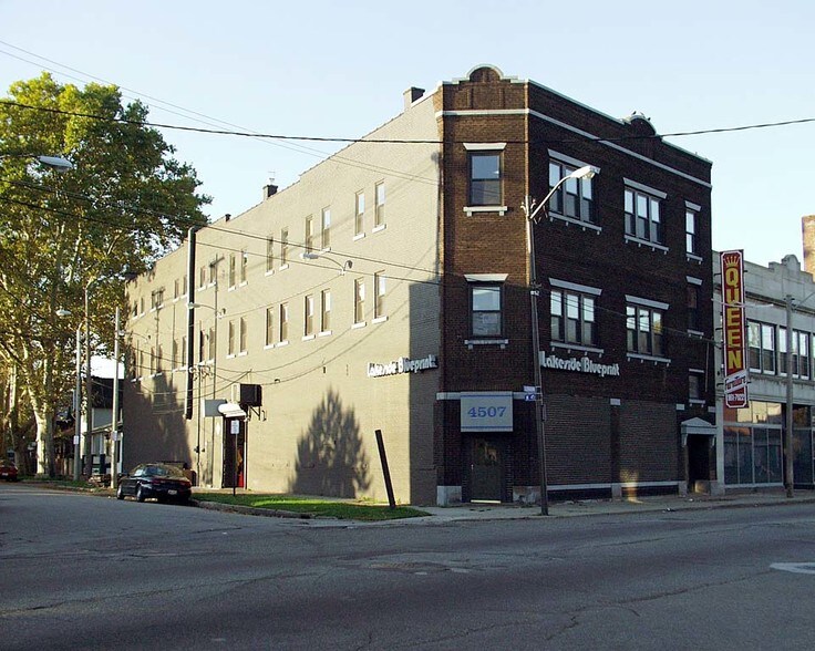 Primary Photo Of 4507 Lorain Ave, Cleveland Office For Lease