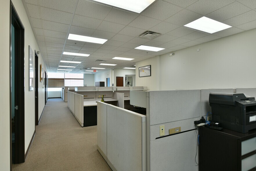 More Photos Of 19210 S Vermont Ave, Gardena Loft Creative Space For Sale