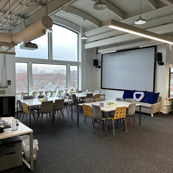 More Photos Of 212 Elm St, Somerville Office For Lease