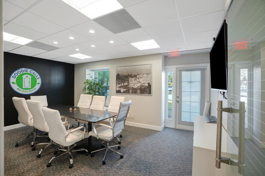 More Photos Of 1505 Tamiami Trl S, Venice Medical For Sale