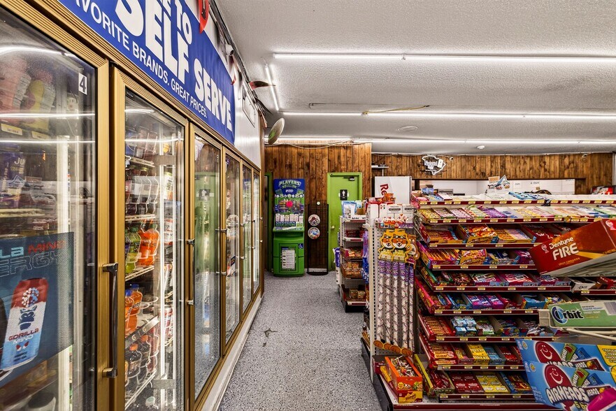 More Photos Of 6118 W Jim Bilton Blvd, Saint George Convenience Store For Sale