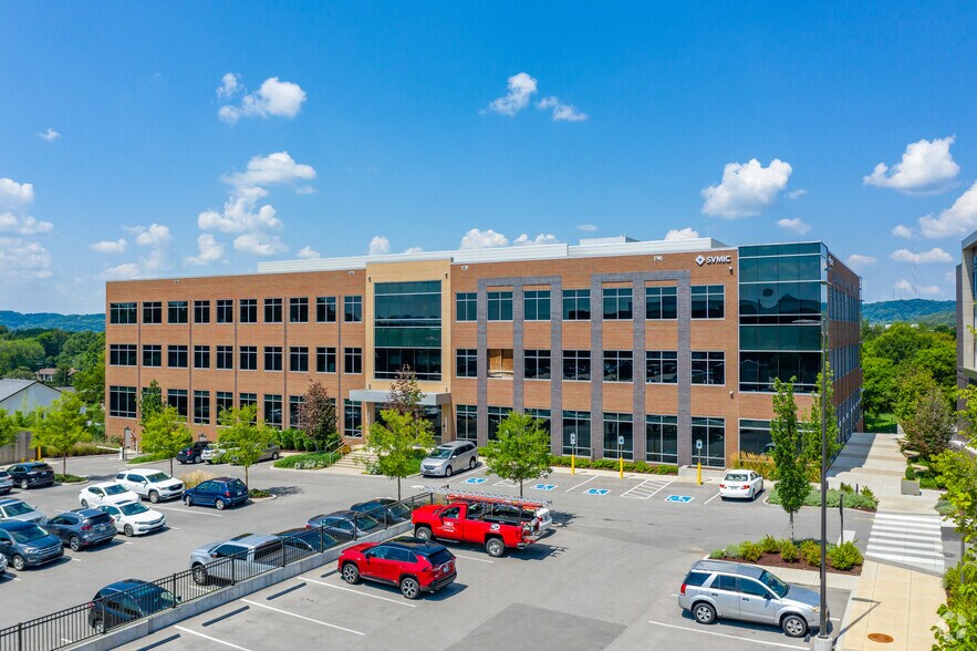 Primary Photo Of 5005 Maryland Way, Brentwood Office For Lease