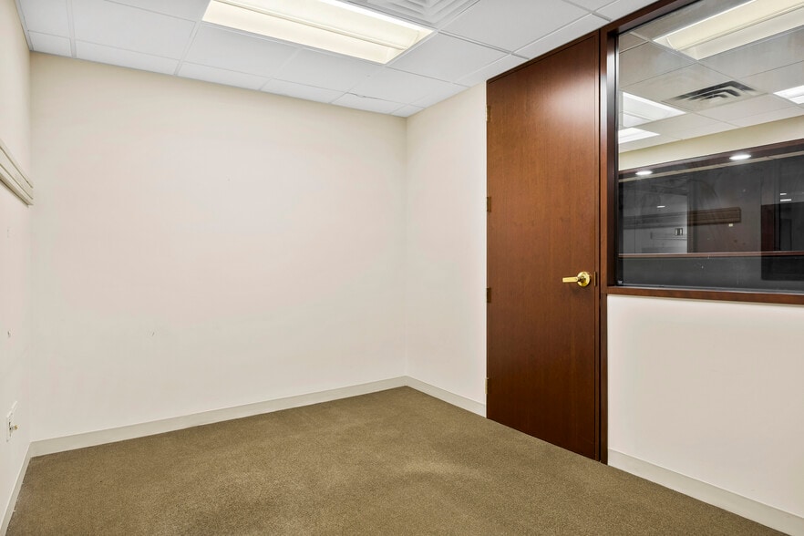 More Photos Of 80 State St, Albany Office For Lease