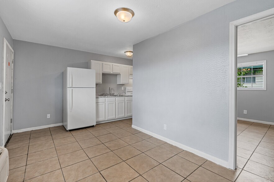 More Photos Of 1820 E Texas St, Bossier City Apartments For Sale