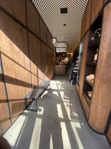 More Photos Of 1039A Fulton St, Brooklyn General Retail For Sale